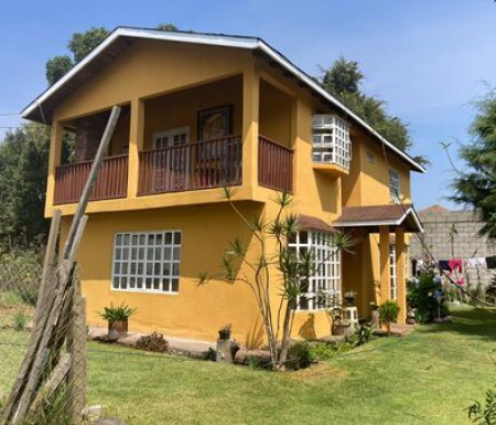 SE VENDE Preciosa y bella casa de 2 Niveles en Condominio Residénciales Vista a los Volcanes  en  San Lorenzo el Tejar